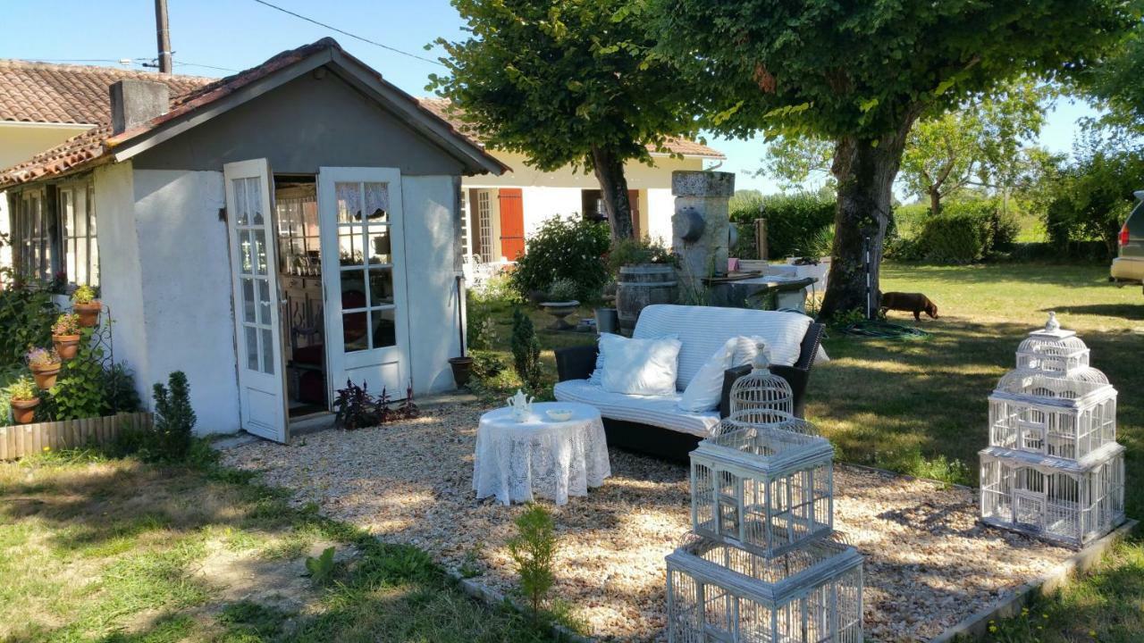 B&B Le Savoir Vivre Bonnes  Exterior photo